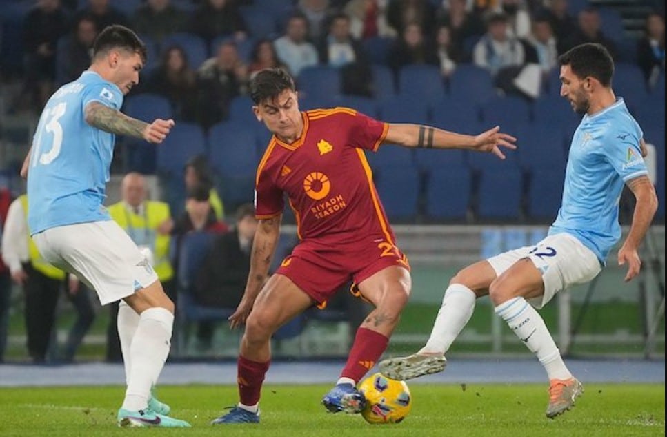 Hành động của Dybala trong trận Lazio vs AS Roma, Serie A 2023/2024