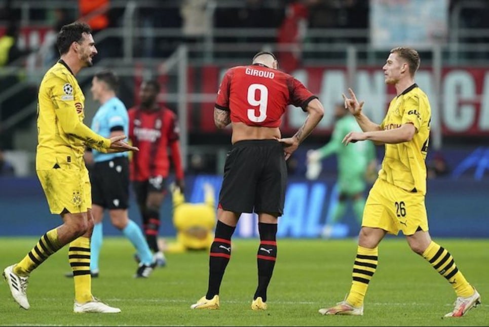 Champions League 2023/2024: Biểu cảm tương phản ở cuối trận AC Milan vs Borussia Dortmund ngày thi đấu thứ 5 bảng F