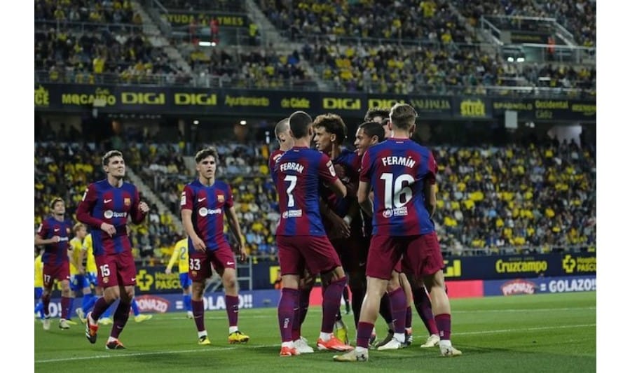 Joao Felix ăn mừng bàn thắng trong trận Cadiz vs Barcelona ở vòng 31 La Liga 2023/2024