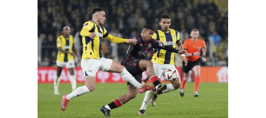 Soi kèo trận Rangers vs Fenerbahce lúc 03h00 ngày 14/03/2025