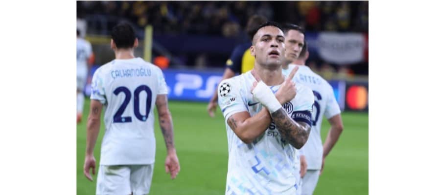 Soi kèo Napoli vs Inter Milan lúc 23h00 ngày 25/10/2025