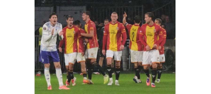 Soi kèo Salzburg vs Go Ahead Eagles lúc 00h45 ngày 07/11/2025