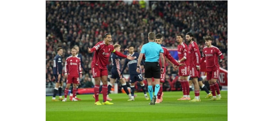 Soi kèo West Ham vs Liverpool lúc 21h05 ngày 30/11/2025