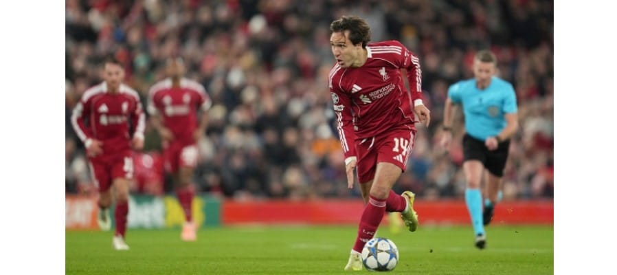 Soi kèo Liverpool vs Barnsley lúc 02h45 ngày 13/01/2026