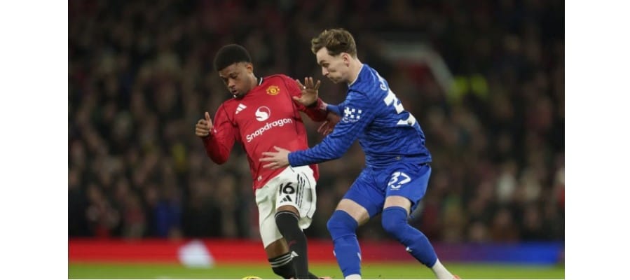 Soi kèo Everton vs Manchester United lúc 03h00 ngày 24/02/2026