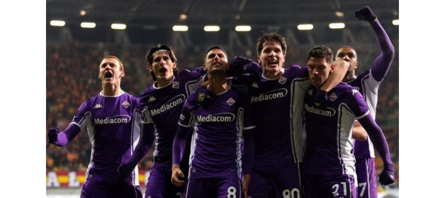 Soi kèo Fiorentina vs Rakow Czestochowa lúc 03h00 ngày 13/03/2026
