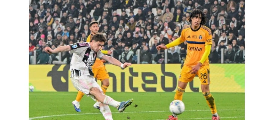 Soi kèo Udinese vs Juventus lúc 02h45 ngày 15/03/2026